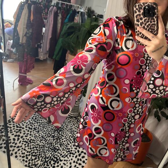 Costume 70s Printed Groovy Long Sleeve Mini Dress Halloween Pink Size M/L - Picture 6 of 6